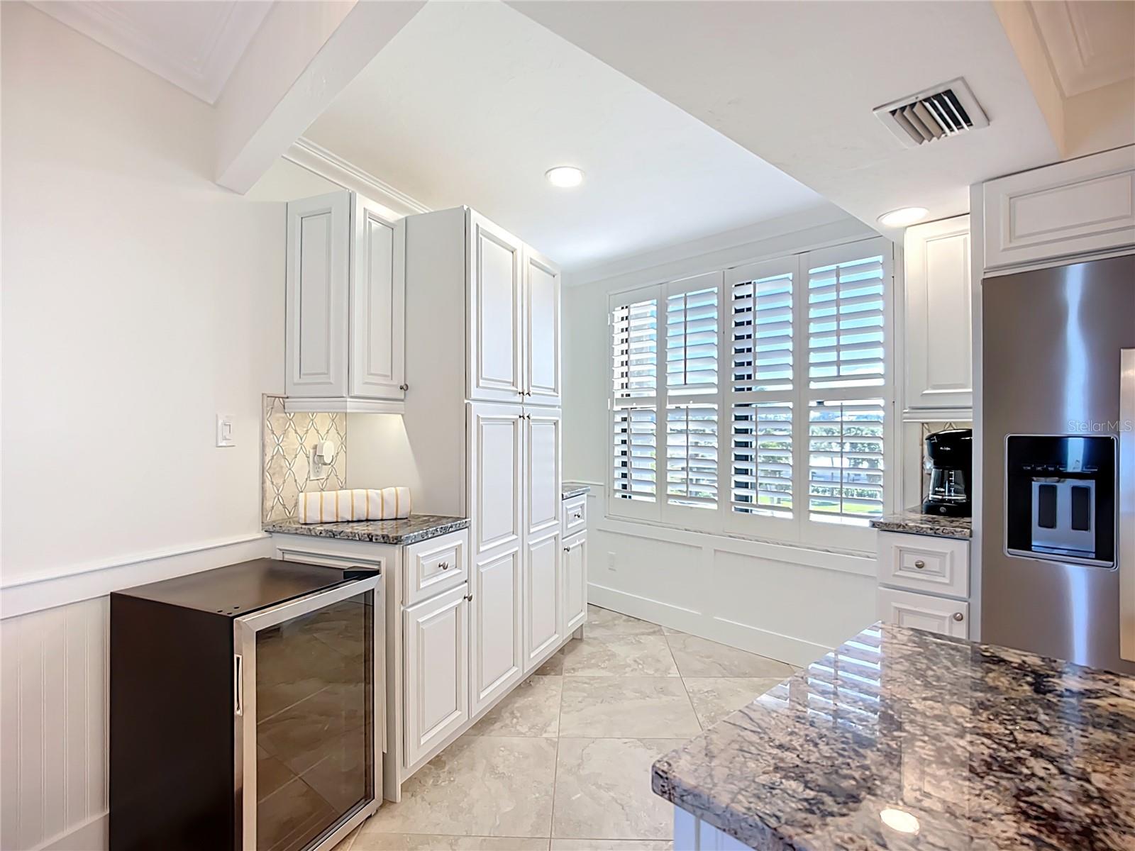 5770 Midnight Pass Unit 301, Sarasota, FL 34242