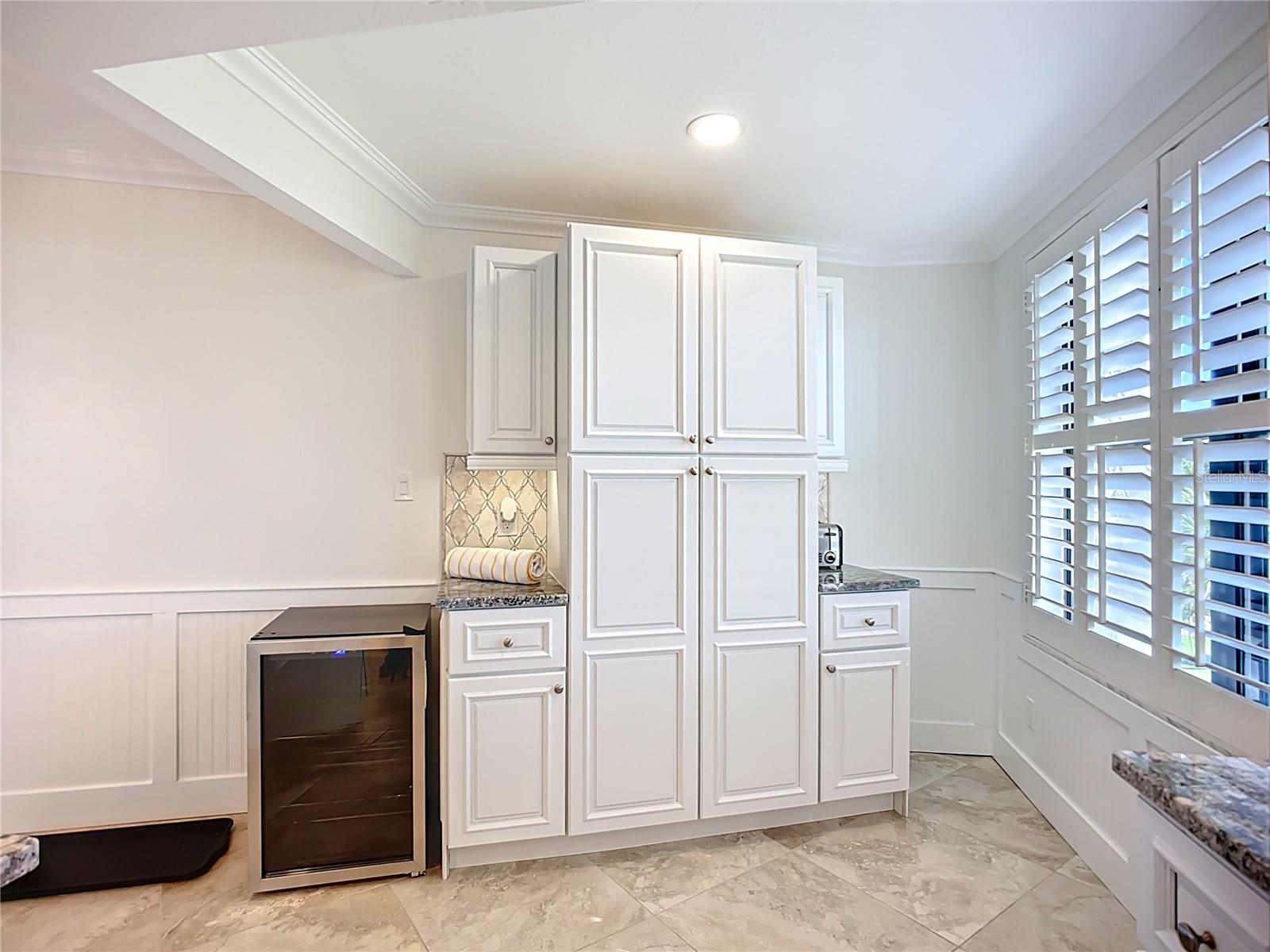 5770 Midnight Pass Unit 301, Sarasota, FL 34242