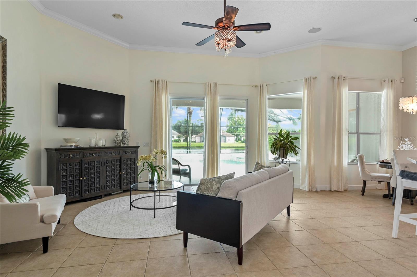 2848 Aloma Lake, Oviedo, FL 32765