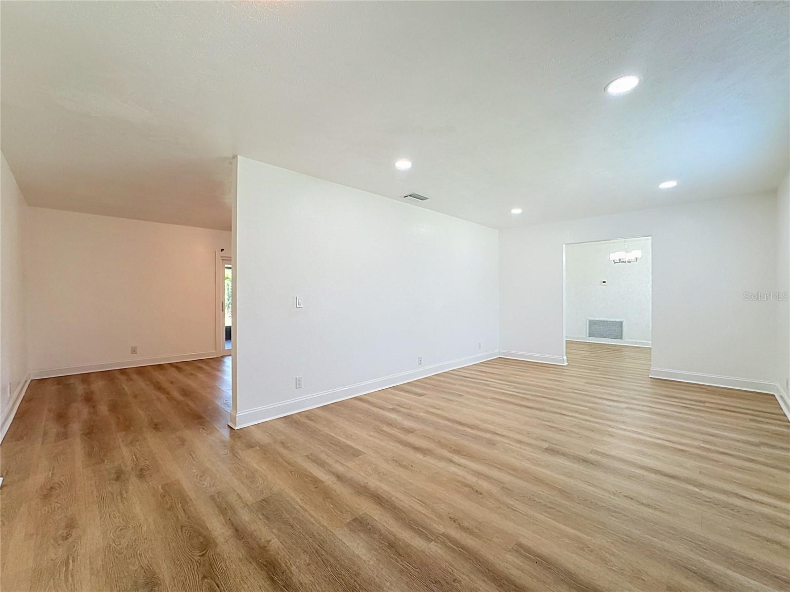 264 Van Gogh, Brandon, FL 33511