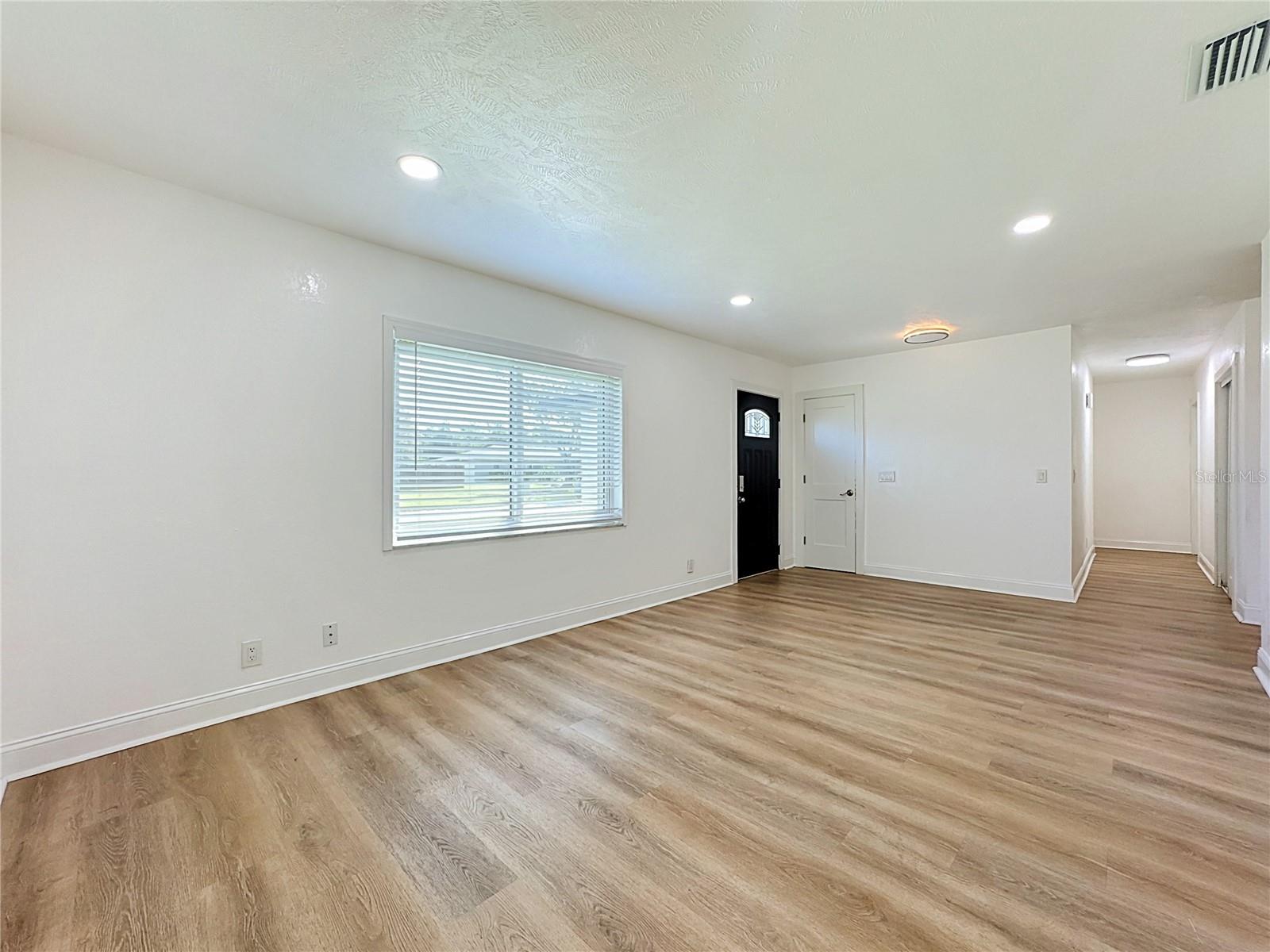 264 Van Gogh, Brandon, FL 33511