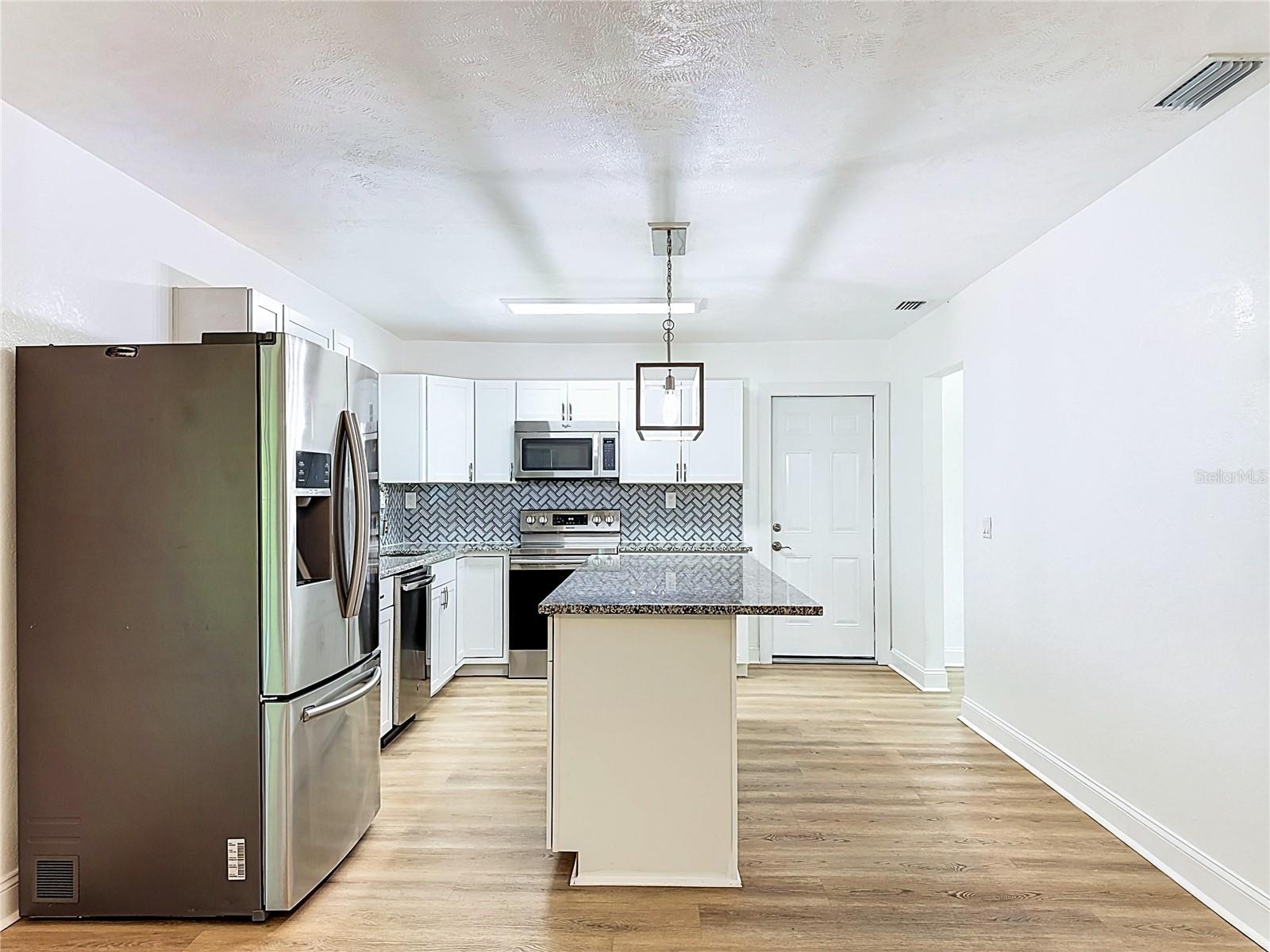 264 Van Gogh, Brandon, FL 33511
