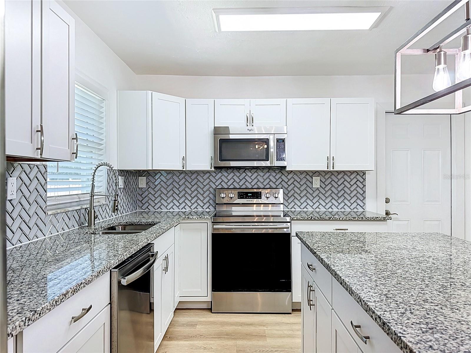 264 Van Gogh, Brandon, FL 33511