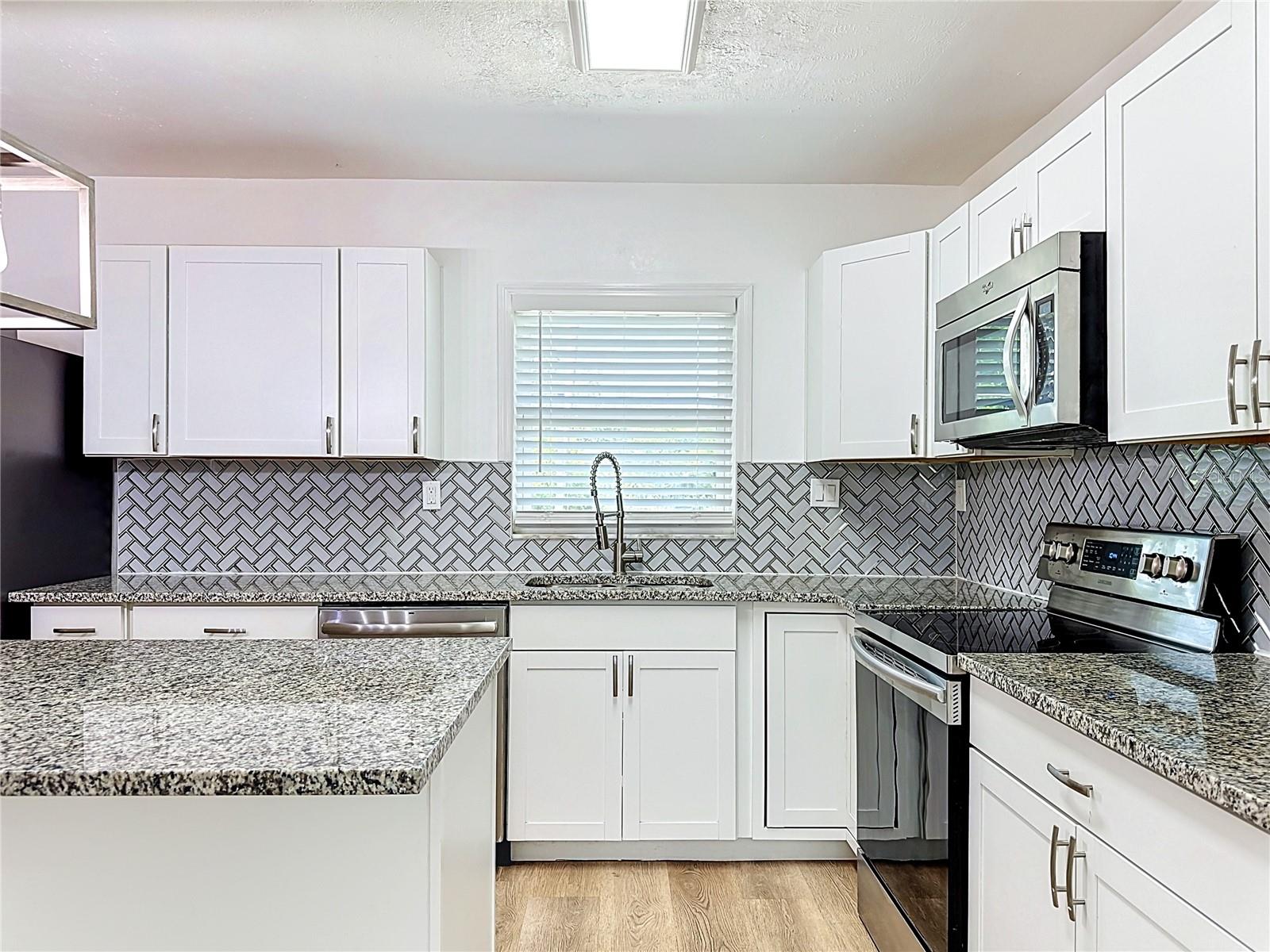 264 Van Gogh, Brandon, FL 33511