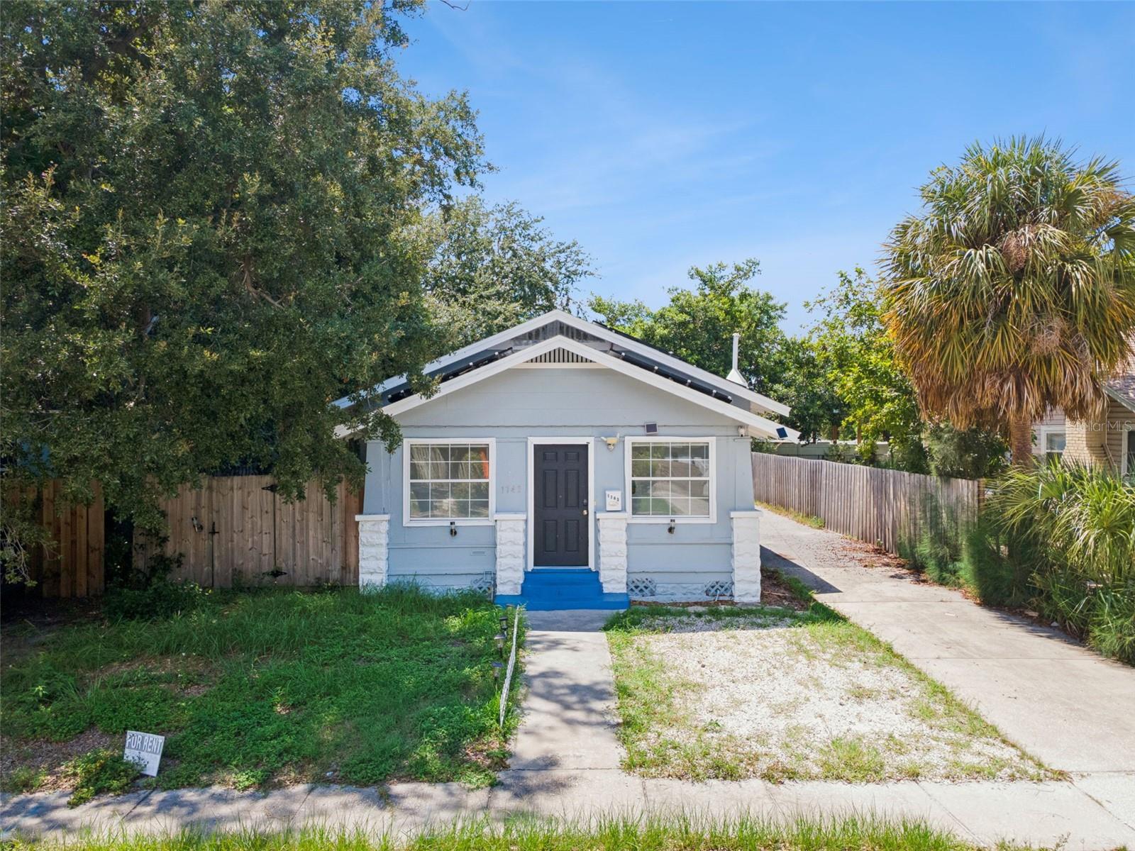 1743 Yale, St Petersburg, FL 33712