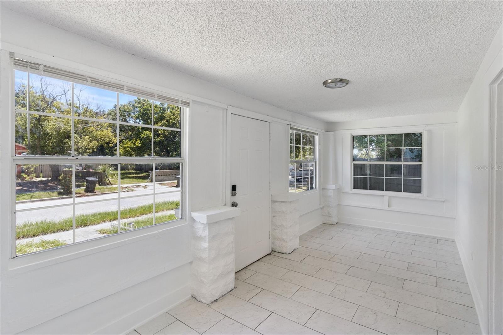 1743 Yale, St Petersburg, FL 33712