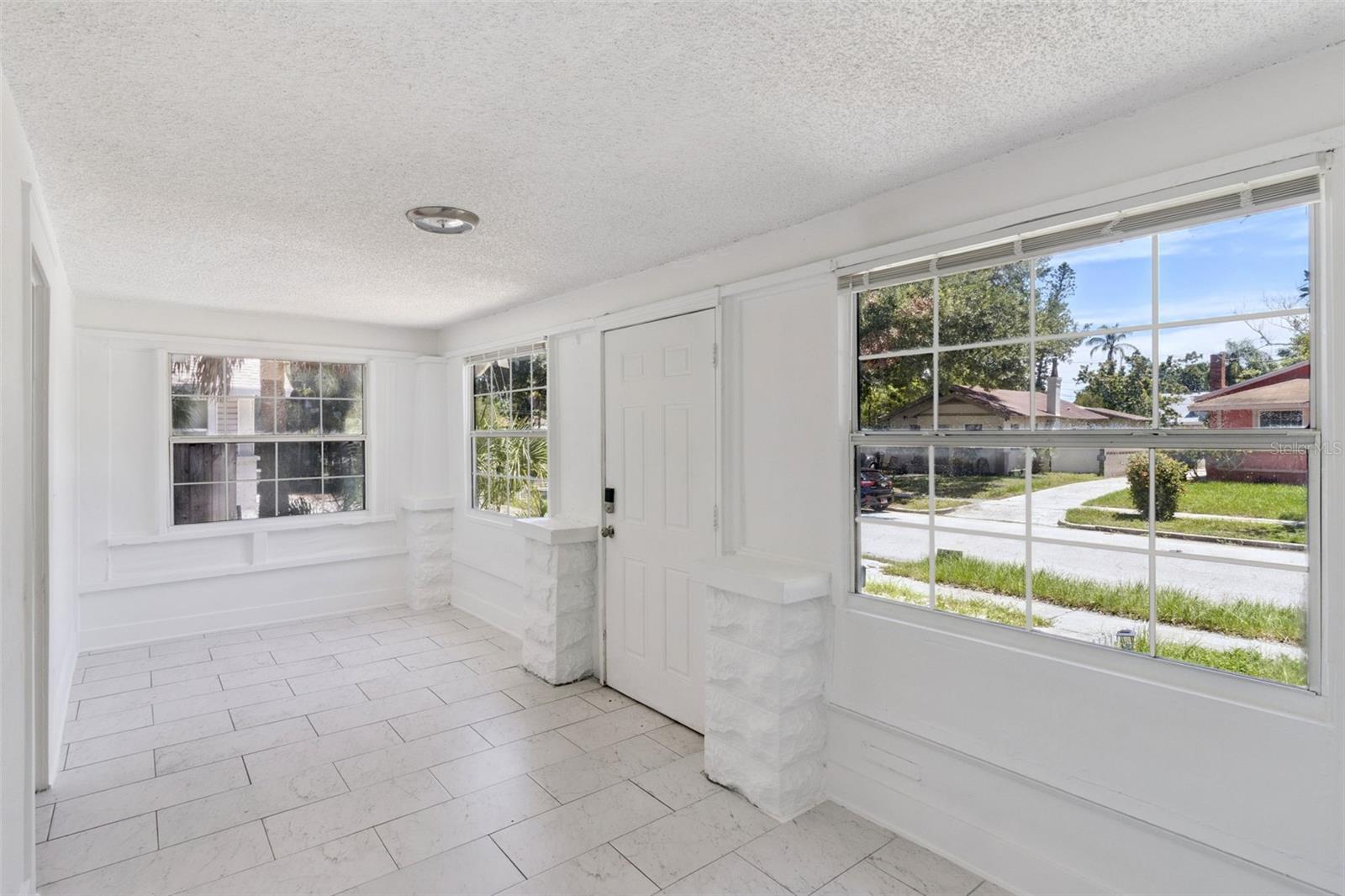1743 Yale, St Petersburg, FL 33712