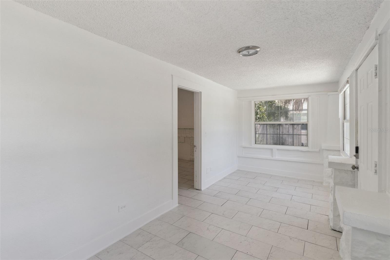 1743 Yale, St Petersburg, FL 33712