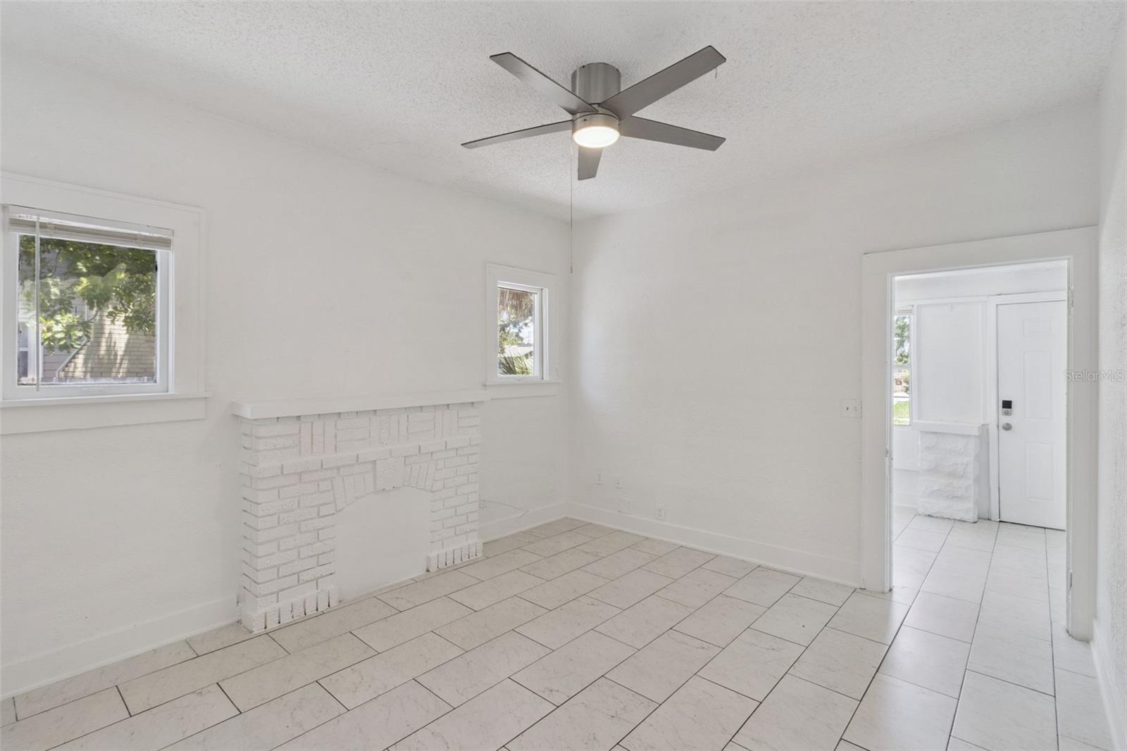 1743 Yale, St Petersburg, FL 33712