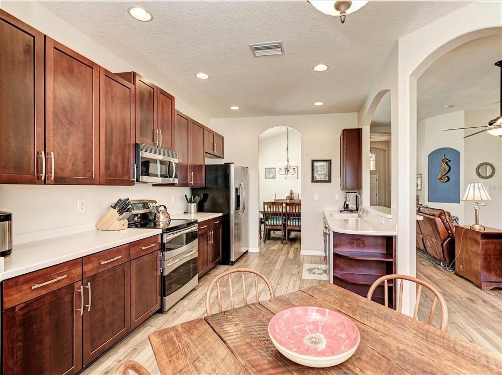 7106 50th Avenue, Palmetto, FL 34221