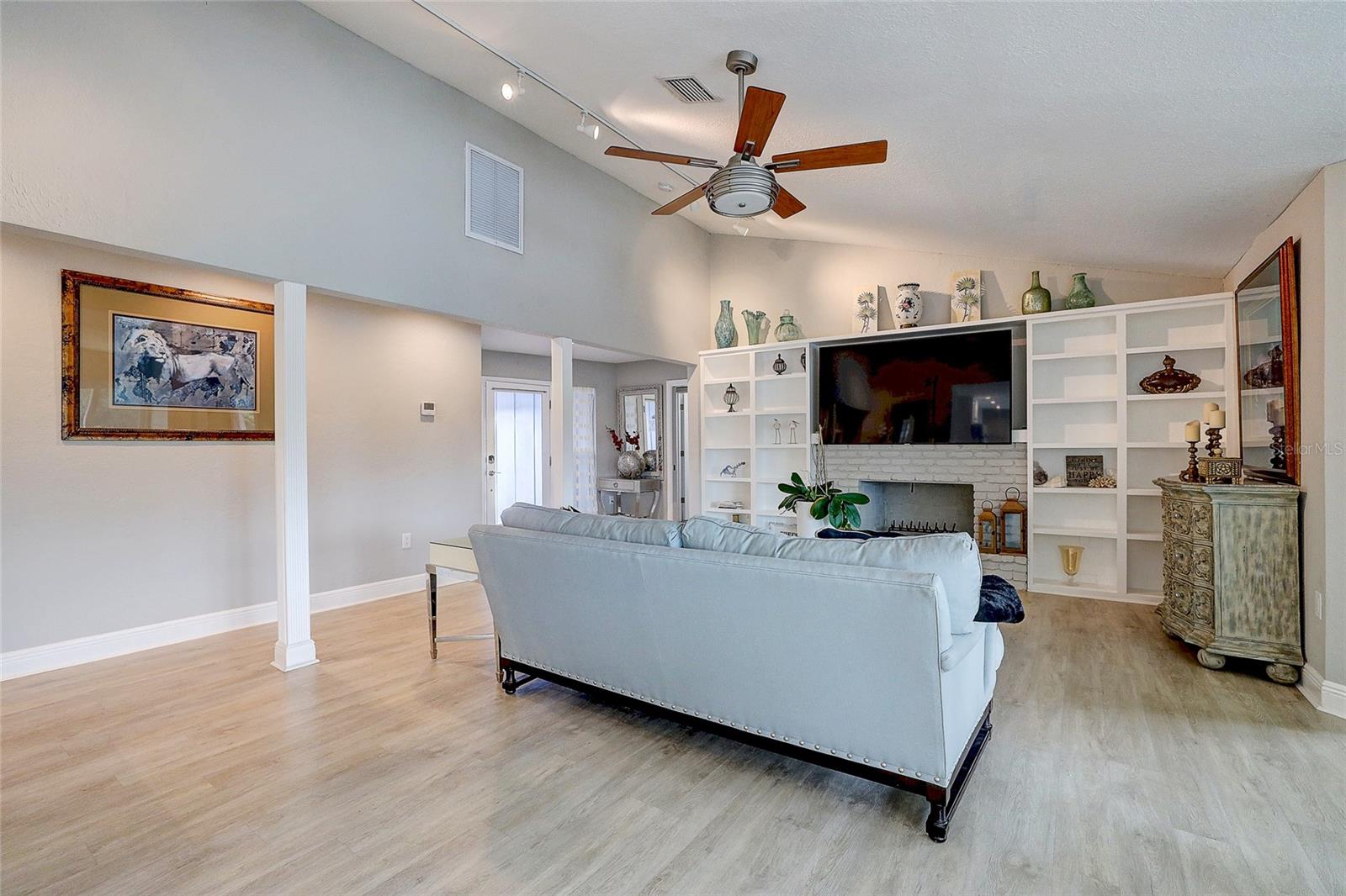 3214 Seclusion, Sarasota, FL 34239