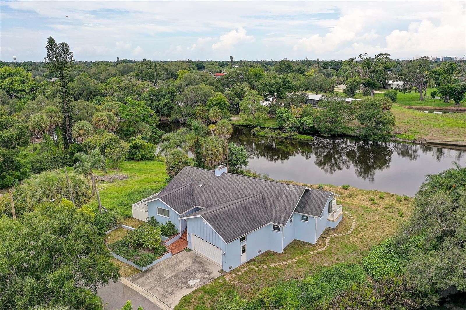 3214 Seclusion, Sarasota, FL 34239