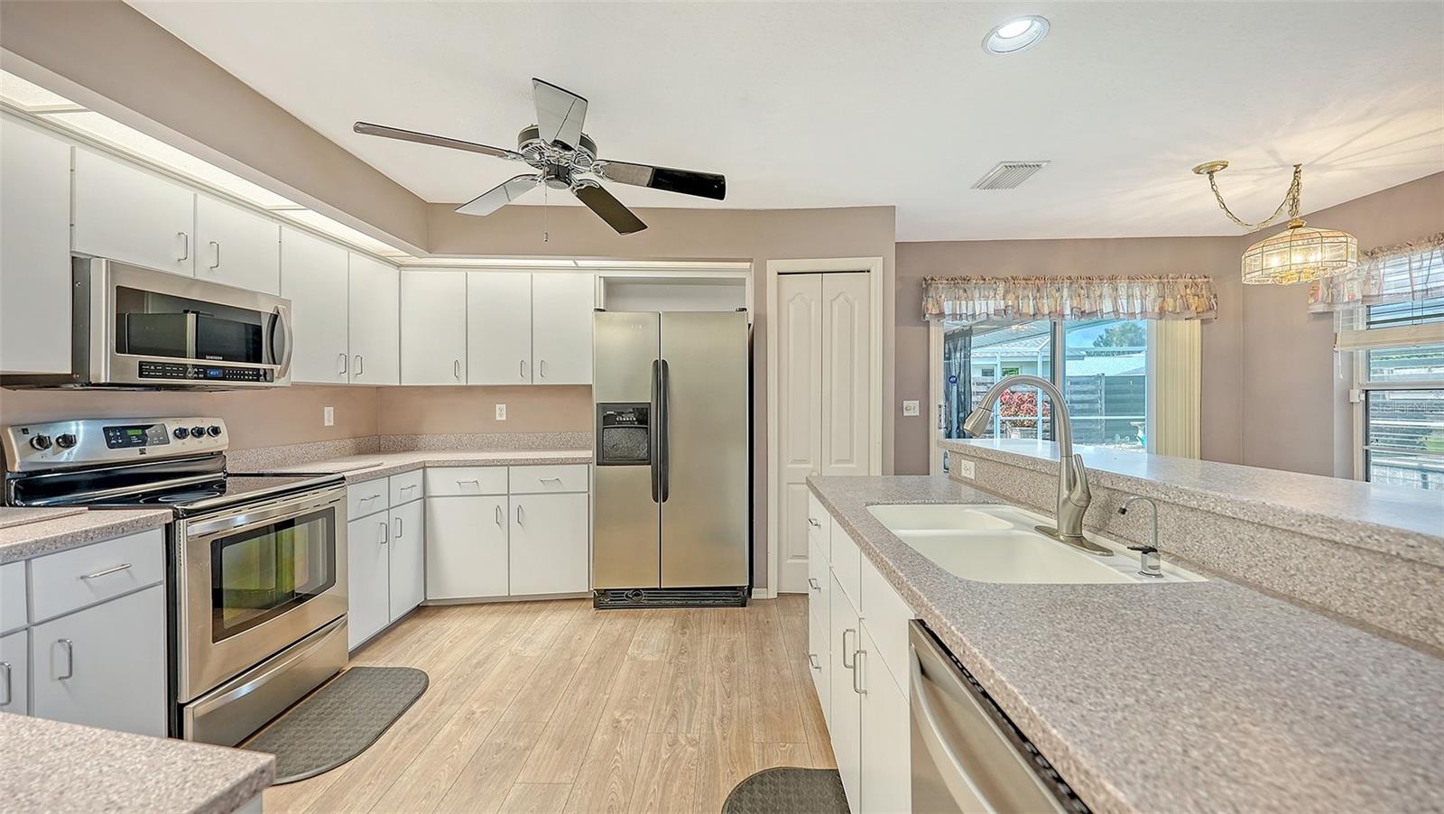 4494 Diamond, Sarasota, FL 34233