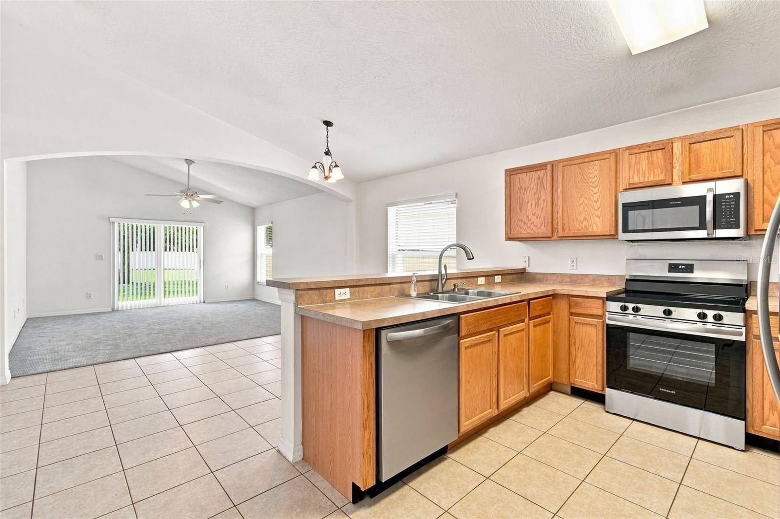 1174 Beech Grove, Orlando, FL 32828