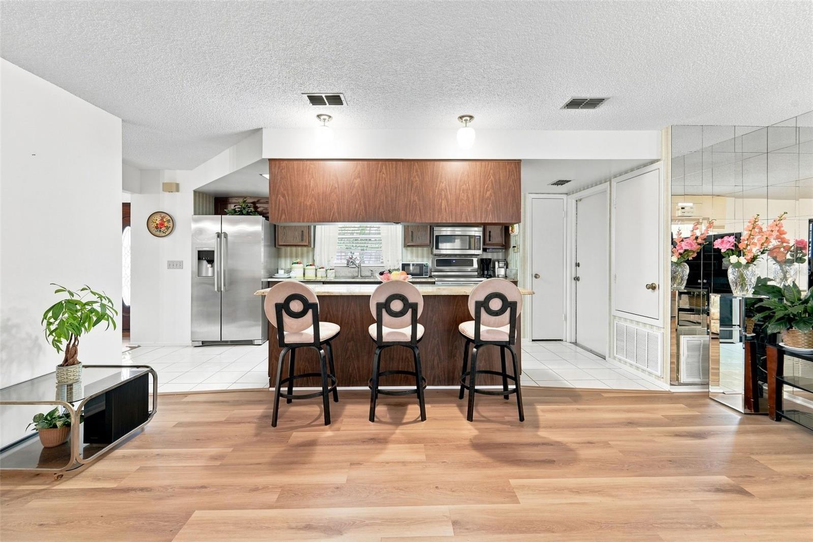 14 Madeira, Orlando, FL 32825