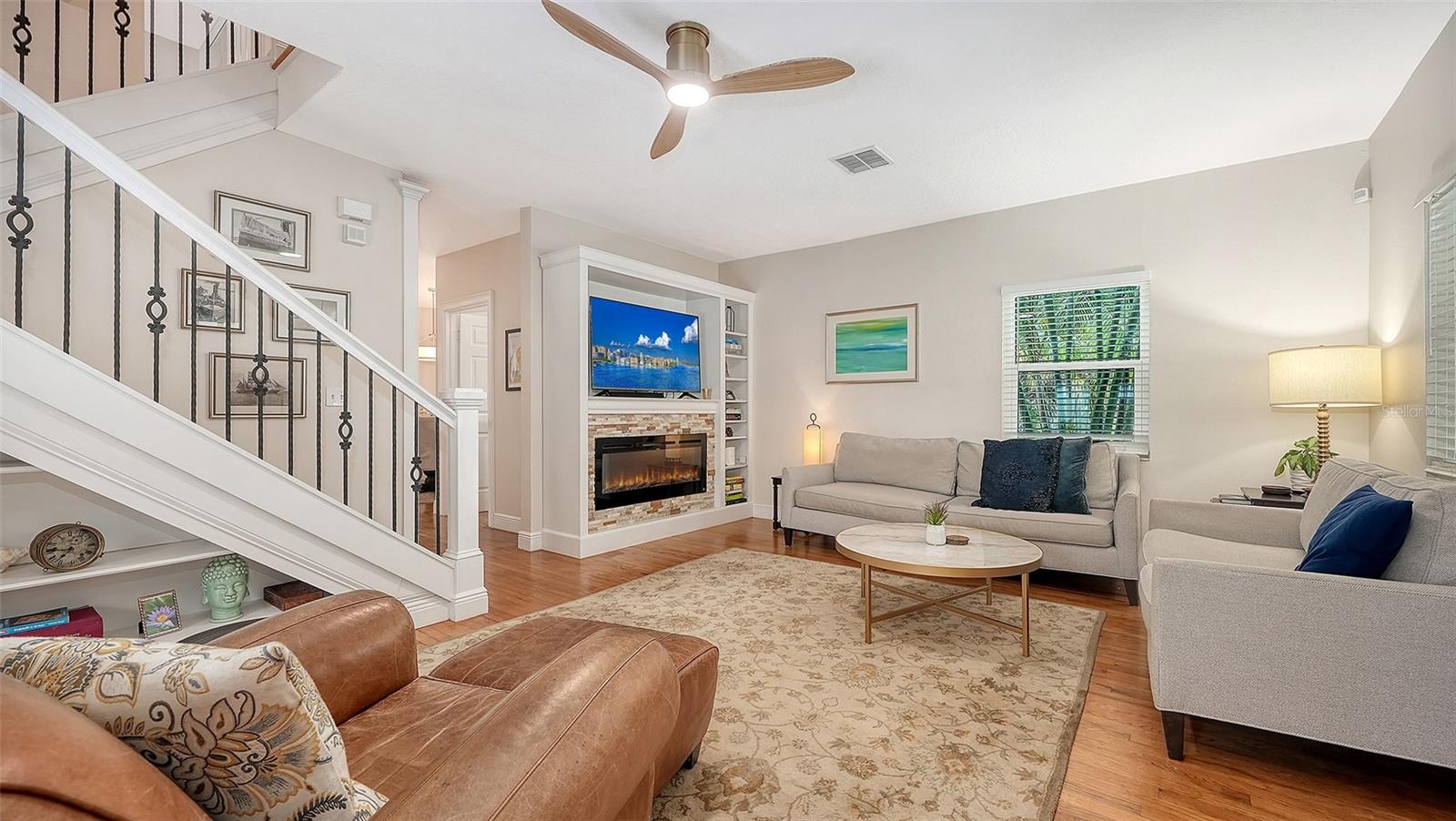 1685 6th, Sarasota, FL 34236