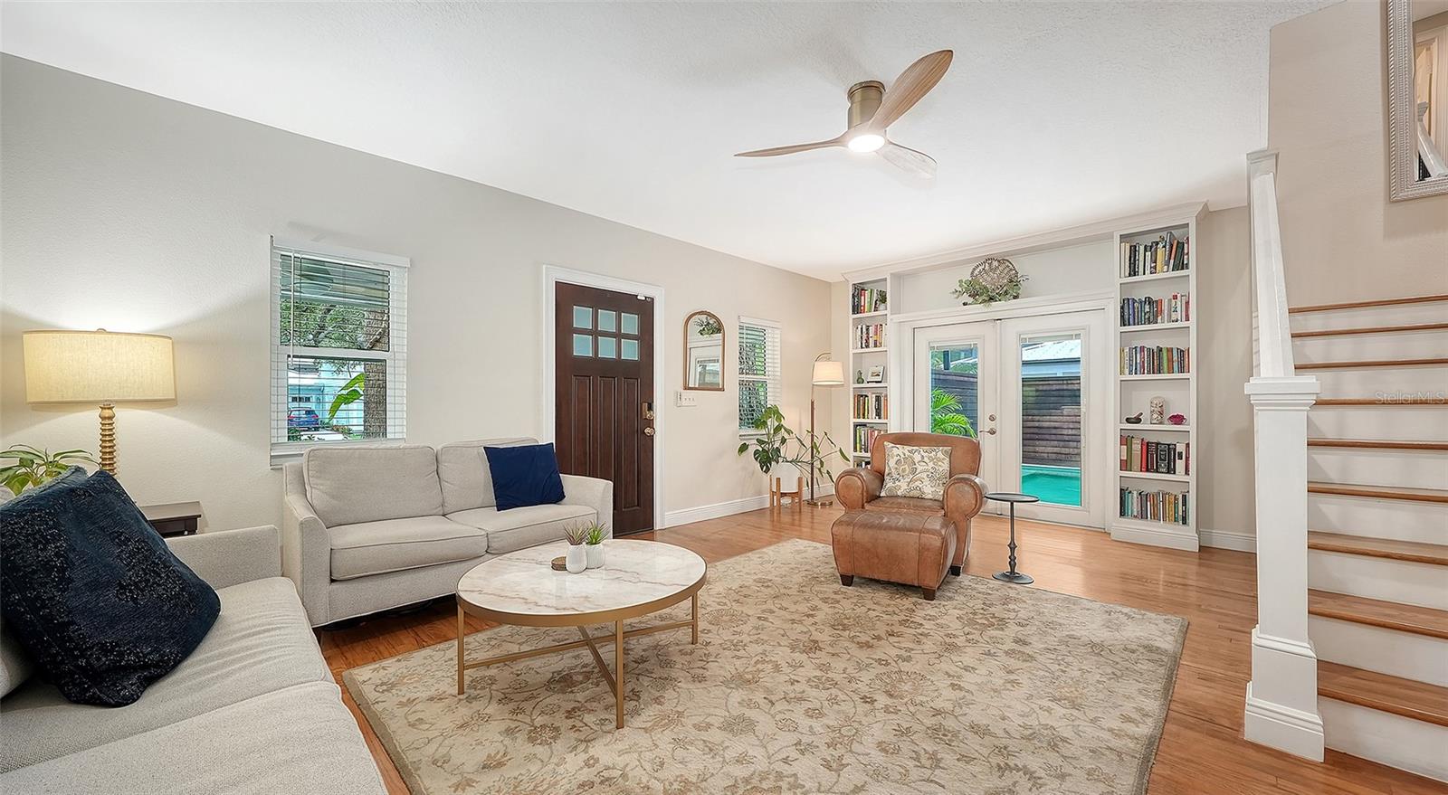 1685 6th, Sarasota, FL 34236