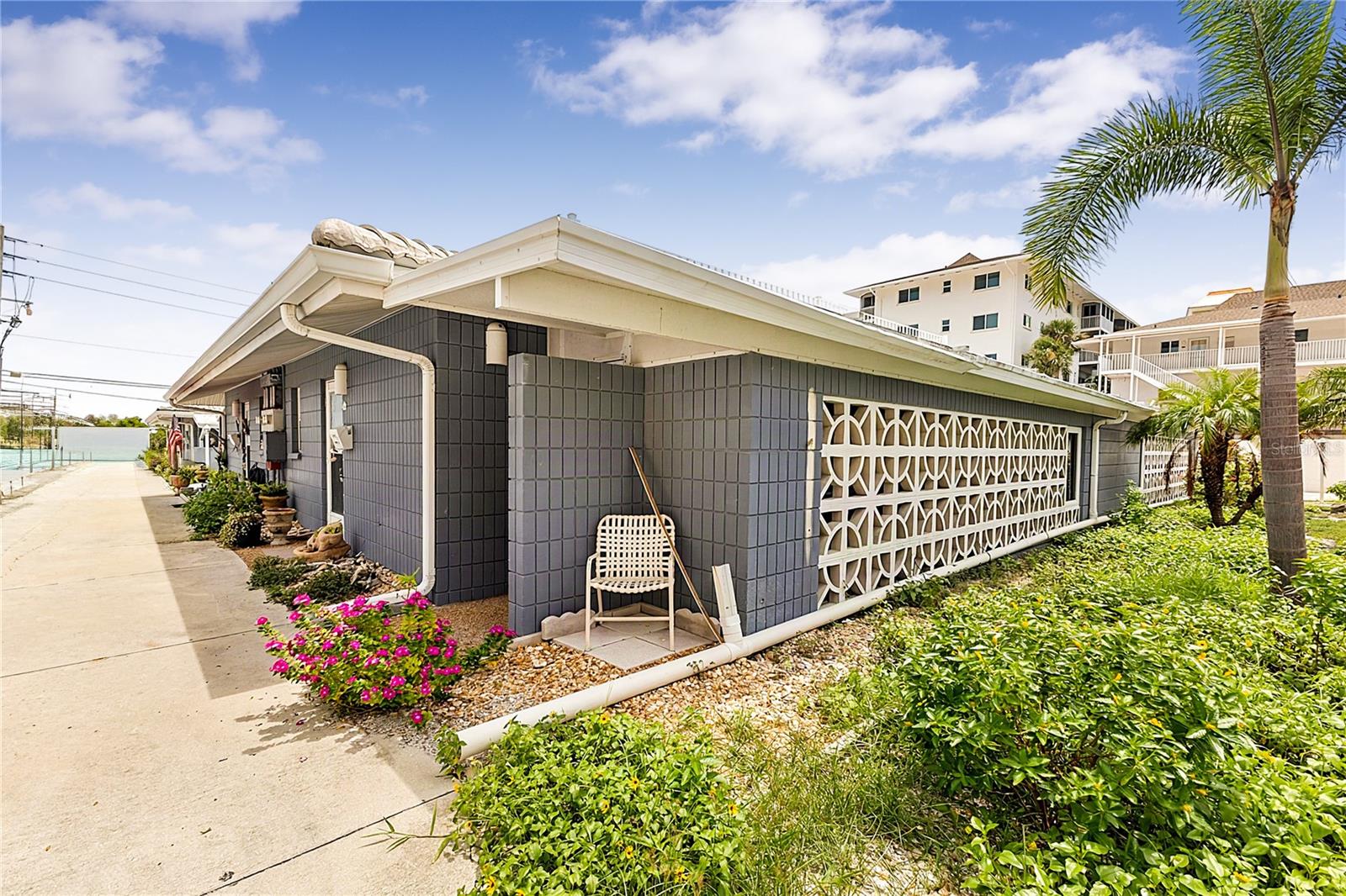 1205 Tarpon Center Unit B4, Venice, FL 34285
