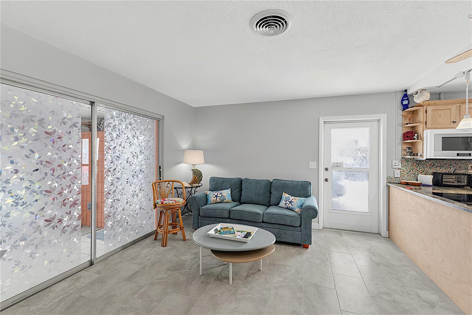 1205 Tarpon Center Unit B4, Venice, FL 34285