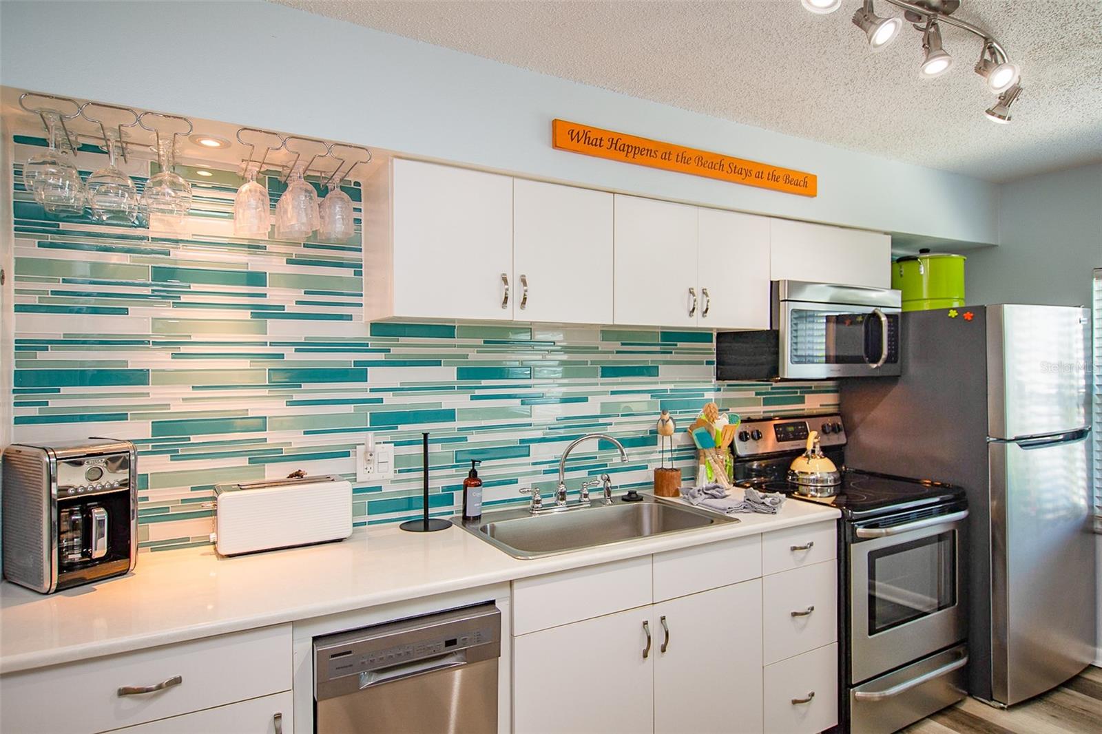 308 2nd Unit 201, Bradenton Beach, FL 34217