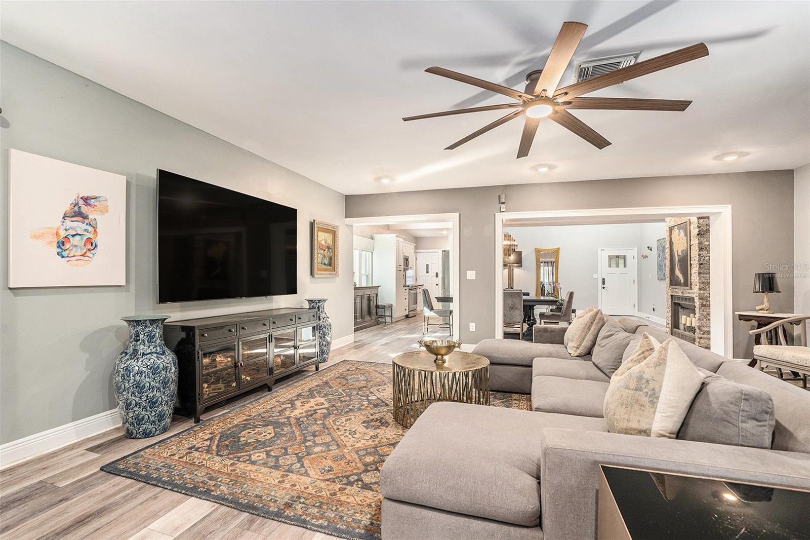 2134 Serpentine, St Petersburg, FL 33712