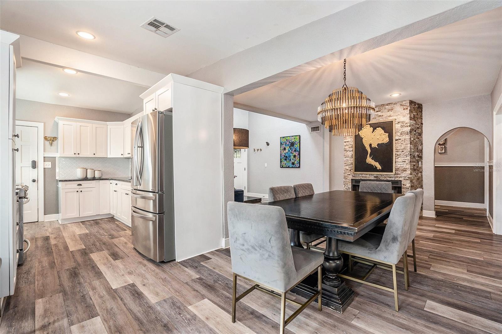2134 Serpentine, St Petersburg, FL 33712