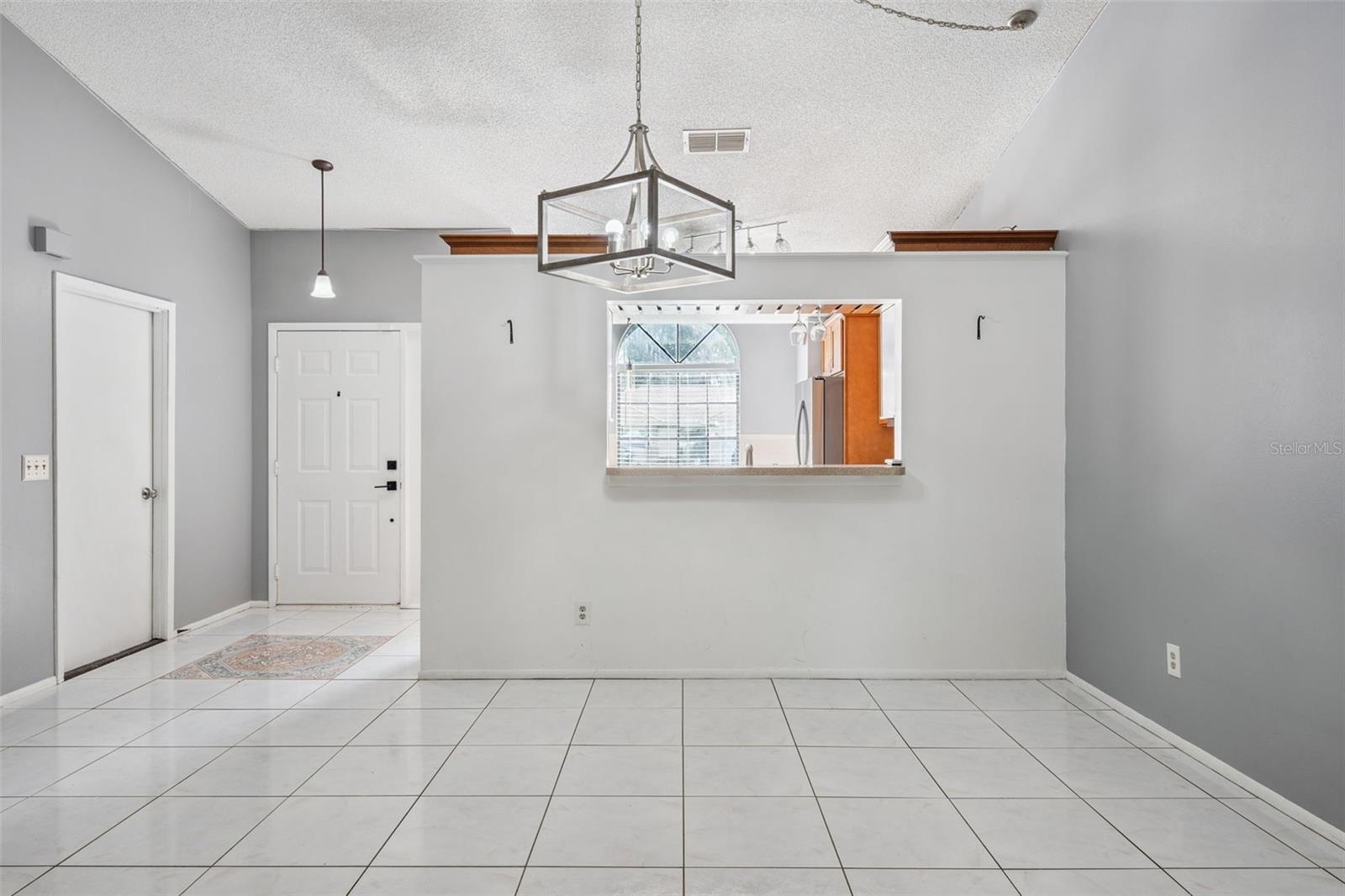 2136 Opal, Orlando, FL 32822