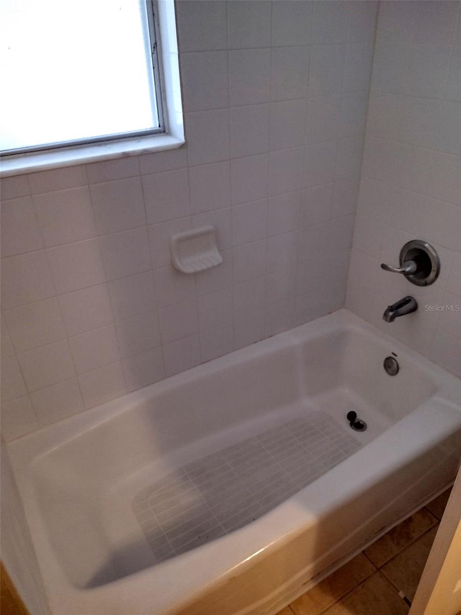 2360 Archer Unit 510, Gainesville, FL 32608