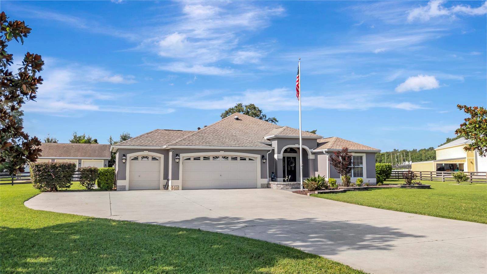 4190 County Road 121d, Wildwood, FL 34785