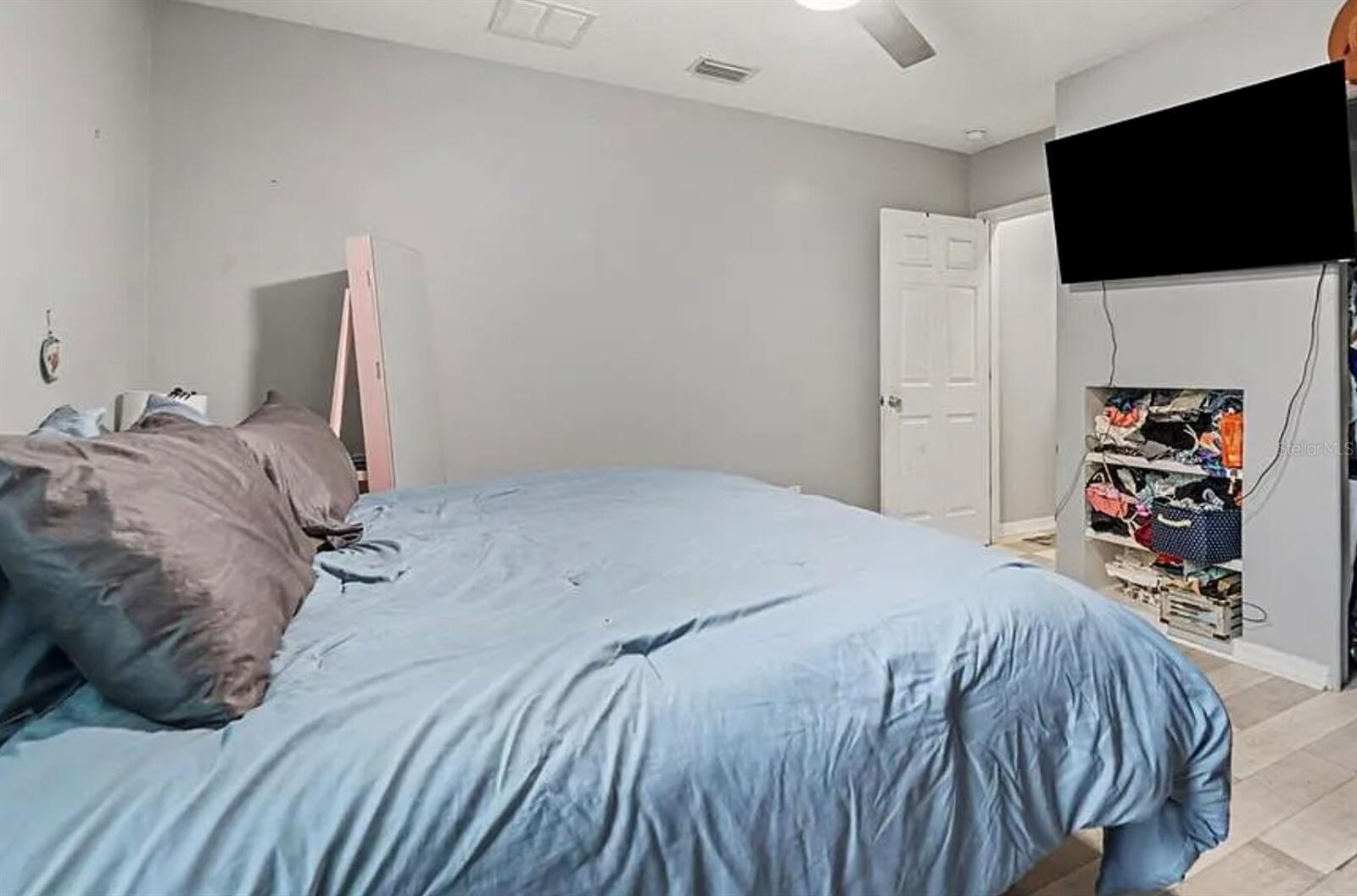 1509 Barr, Tampa, FL 33603