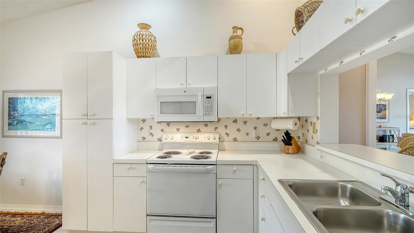9330 Clubside Unit 3306, Sarasota, FL 34238