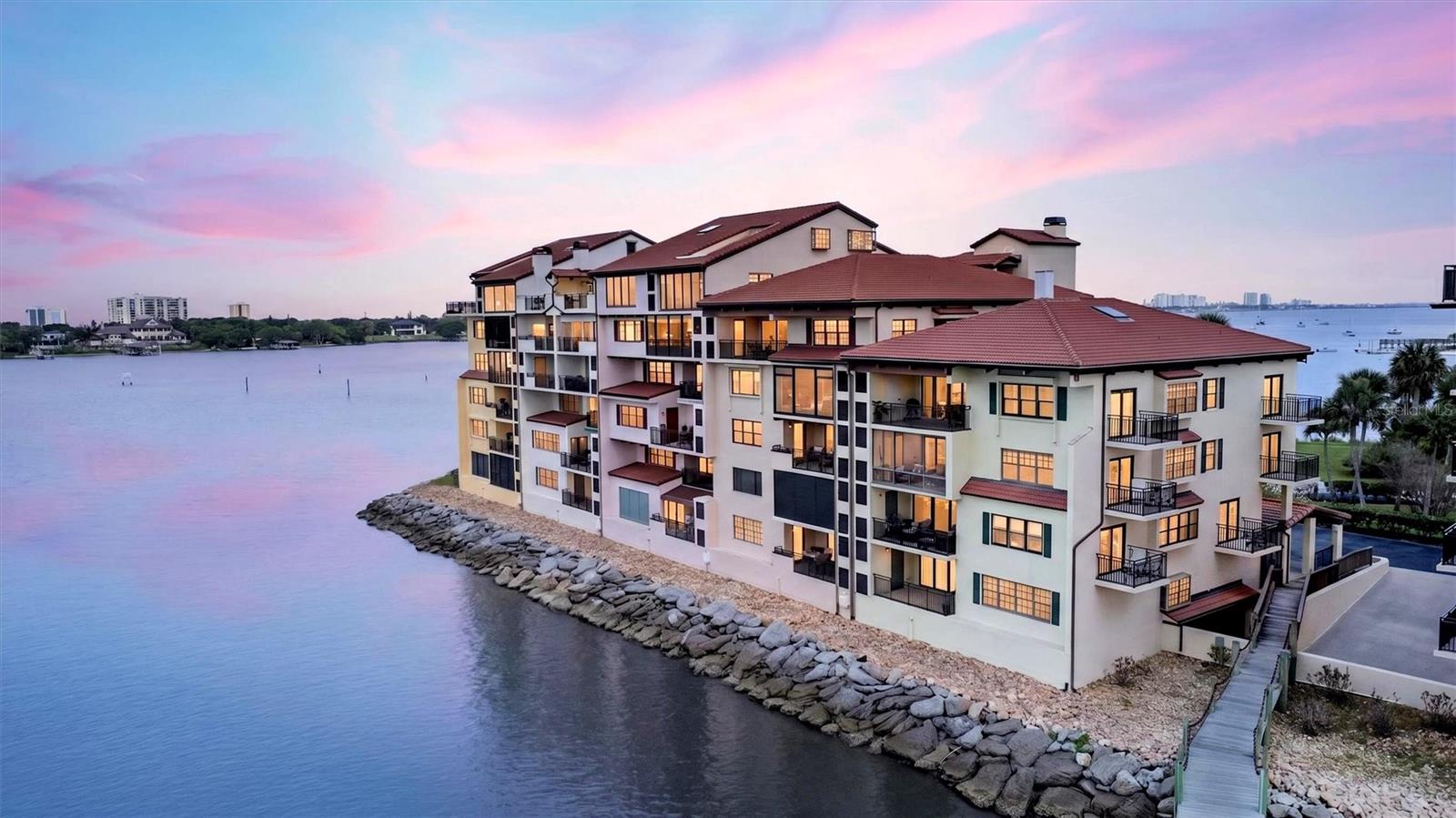 744 Marina Point Unit 7440, Daytona Beach, FL 32114