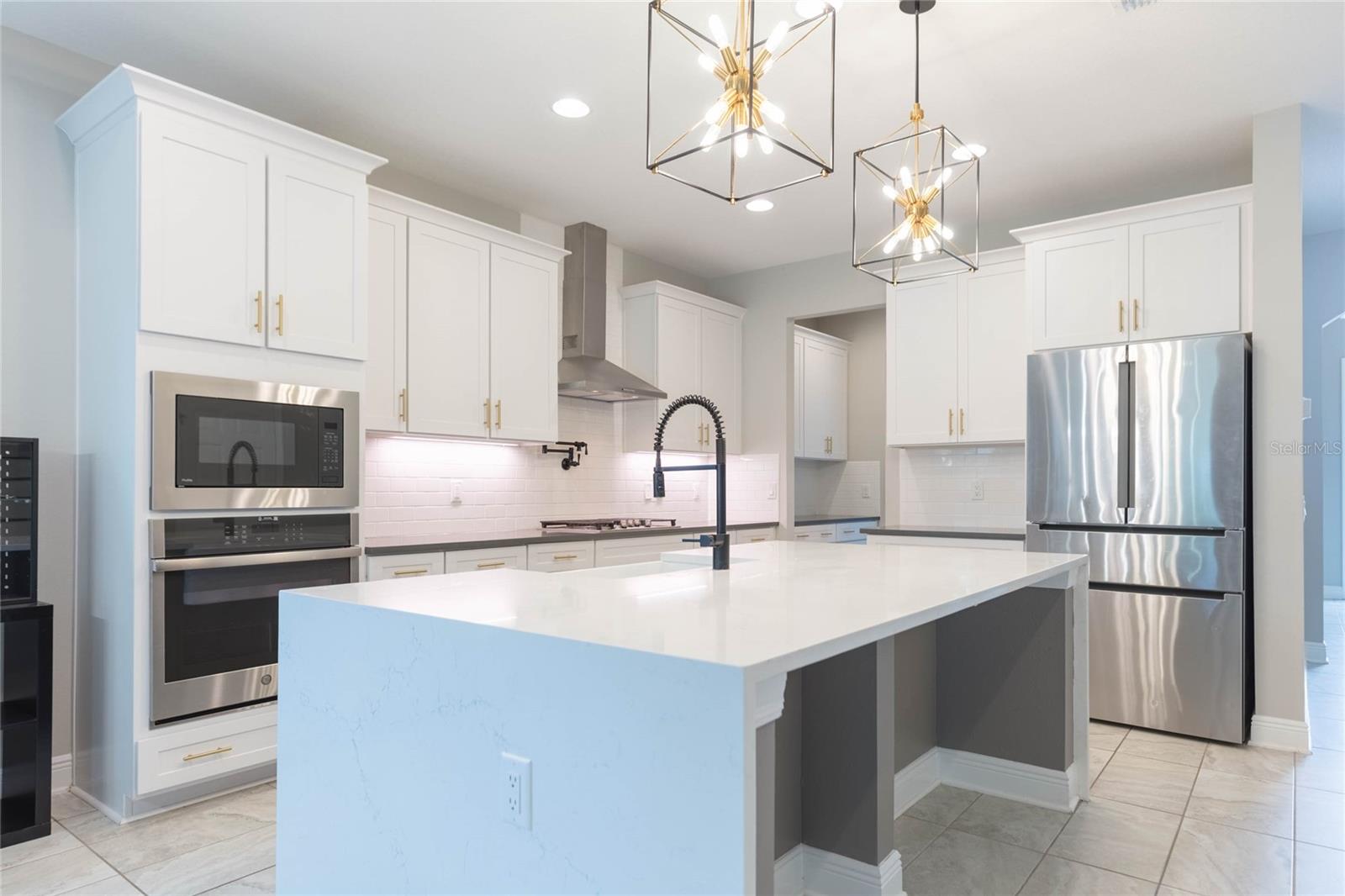 19457 Redwood Point, Tampa, FL 33647