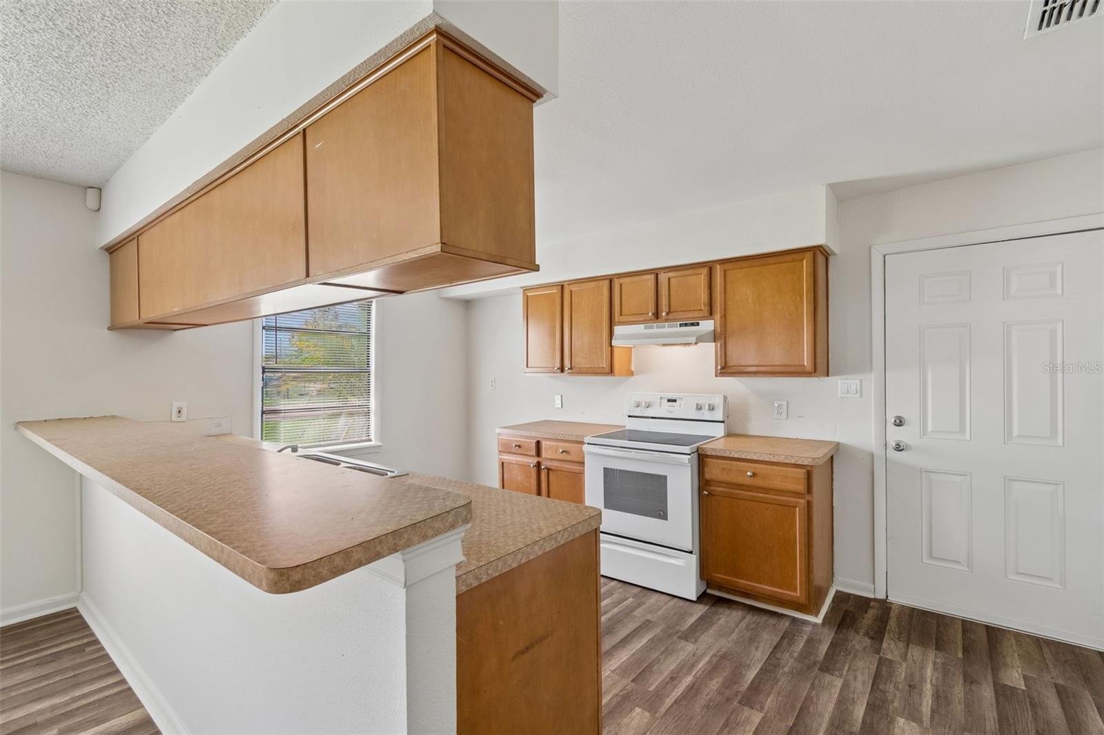 6711 Interbay, Tampa, FL 33611