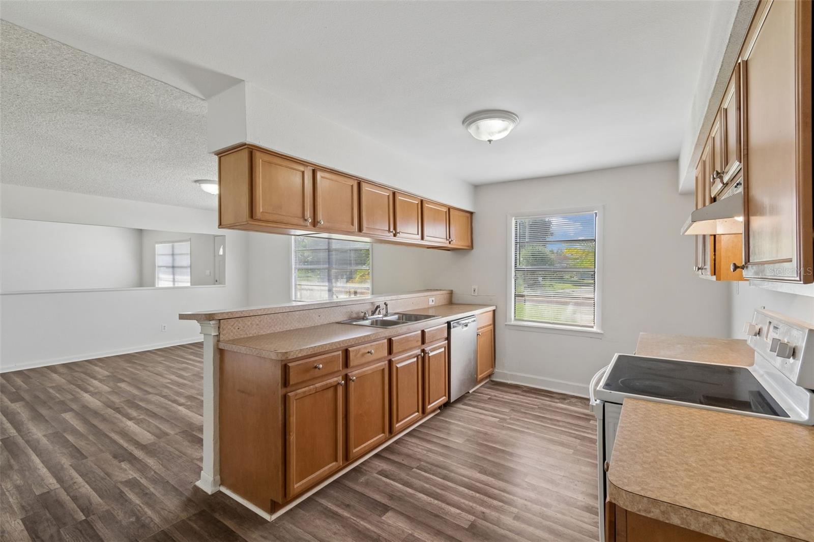 6711 Interbay, Tampa, FL 33611
