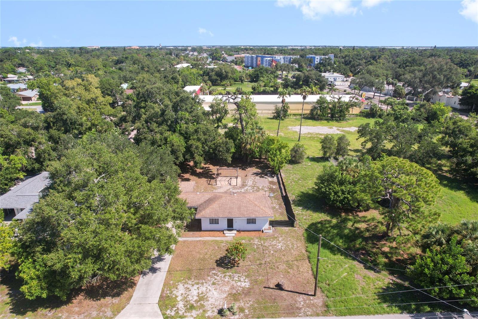 839 42nd, Sarasota, FL 34234
