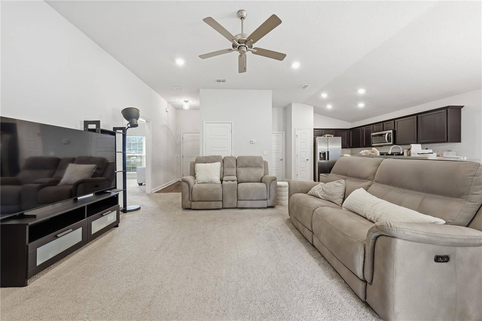 8058 Belsay, Jacksonville, FL 32219