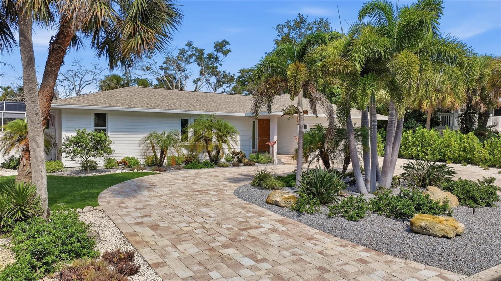 5333 Siesta, Sarasota, FL 34242