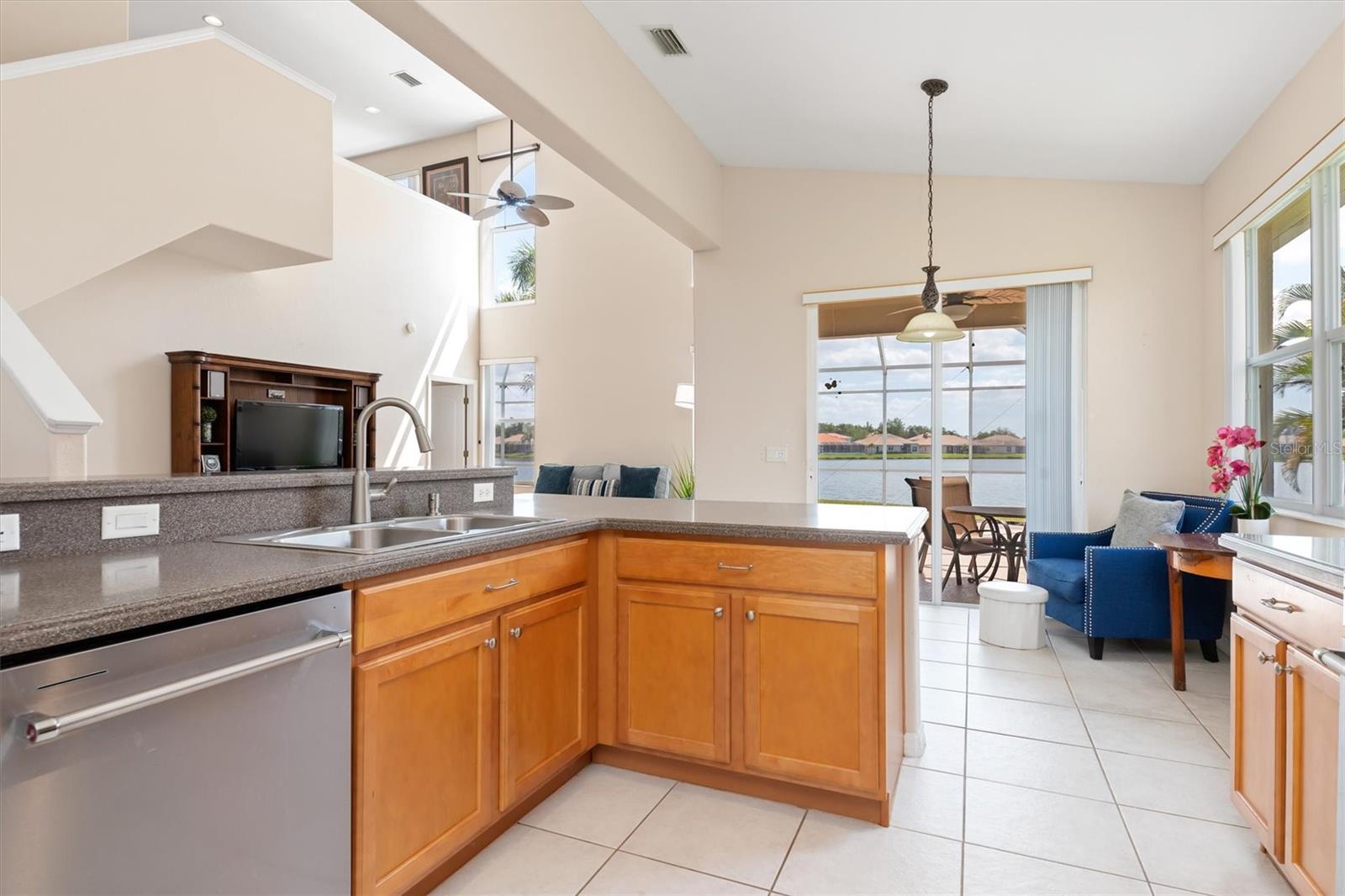 6918 74th Street, Bradenton, FL 34203