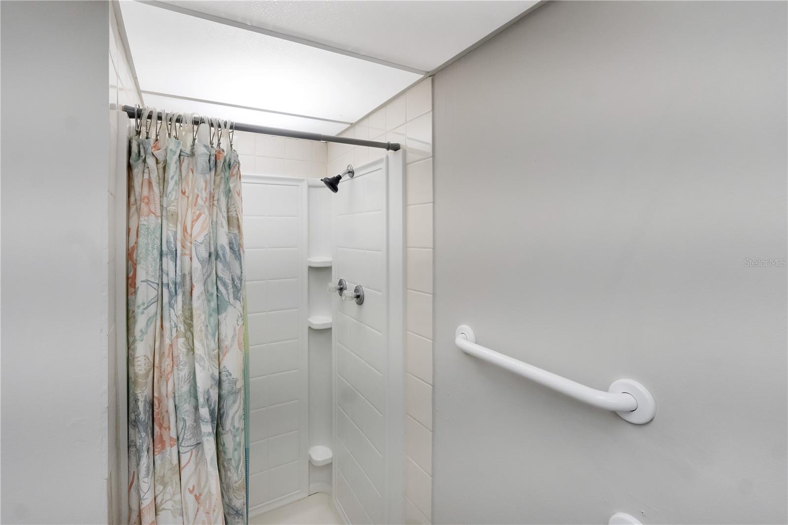 201 Kings Unit 5, Sun City Center, FL 33573