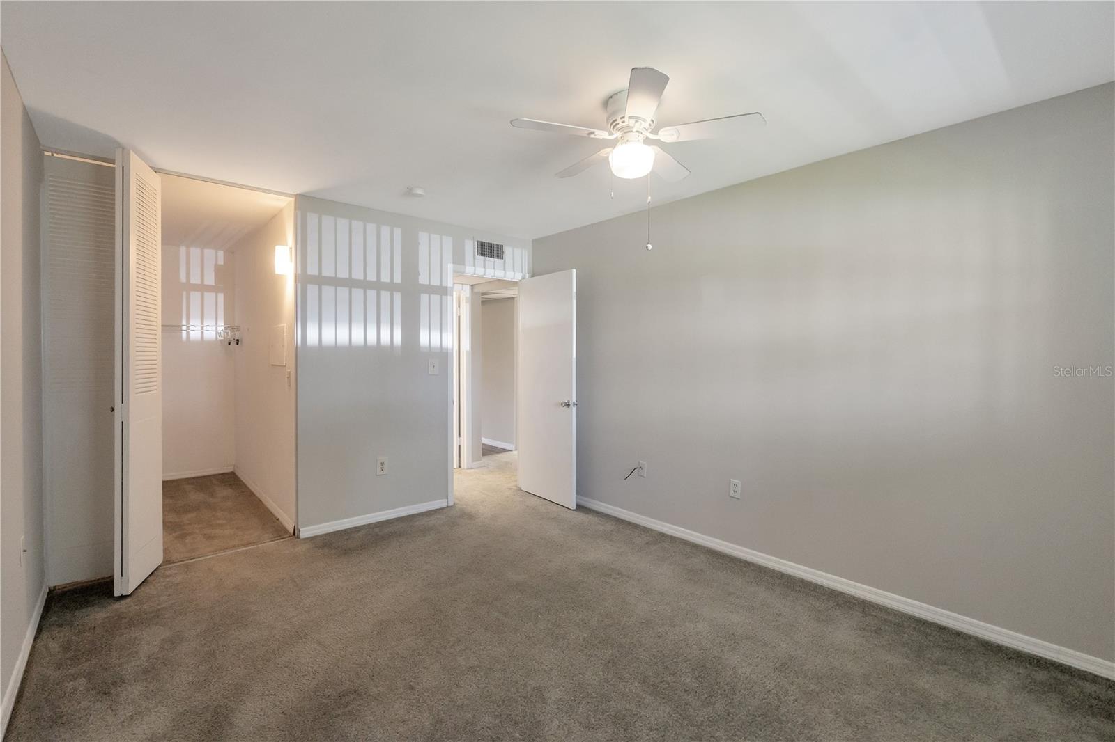 201 Kings Unit 5, Sun City Center, FL 33573