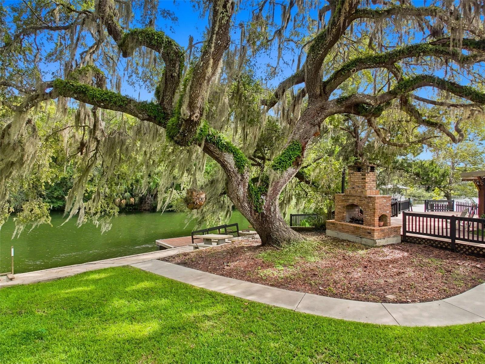 5415 Riverside, Yankeetown, FL 34498