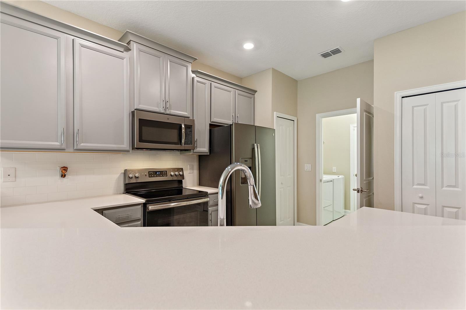 1064 Blackwolf Run, Davenport, FL 33896