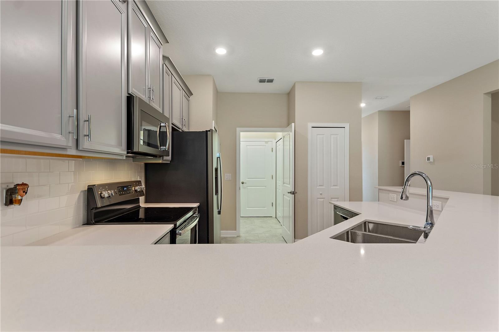 1064 Blackwolf Run, Davenport, FL 33896