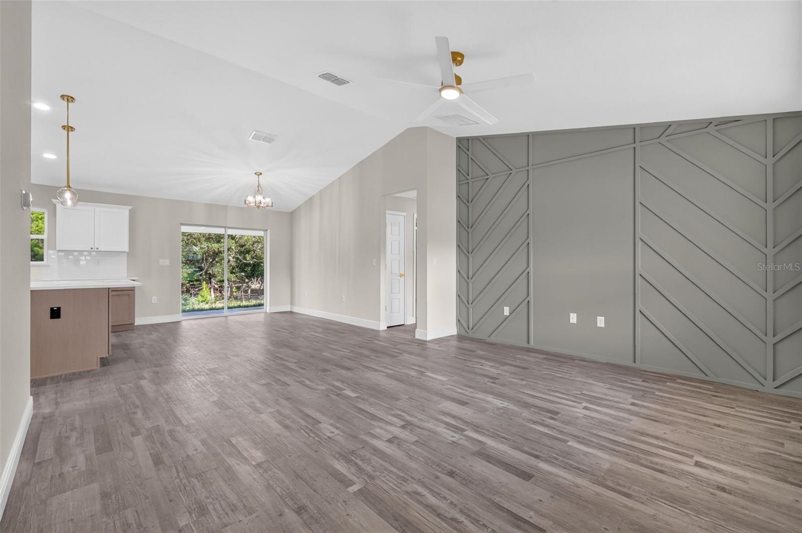 22 Walnut, Ocala, FL 34472