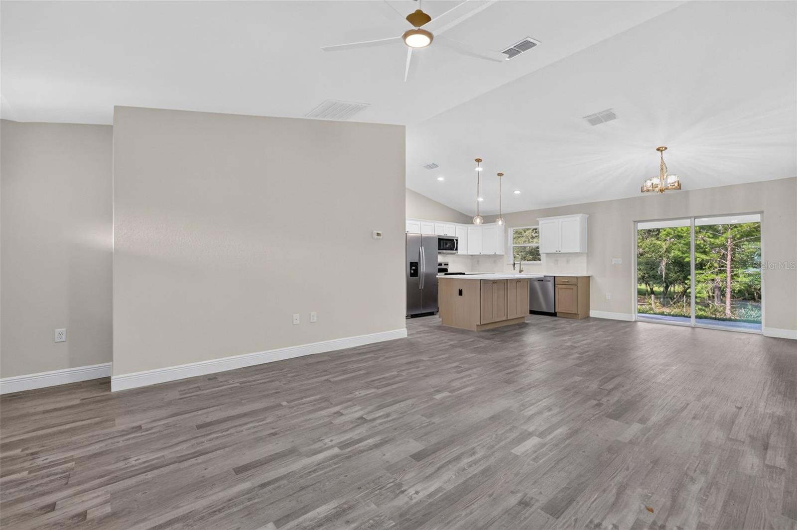 22 Walnut, Ocala, FL 34472