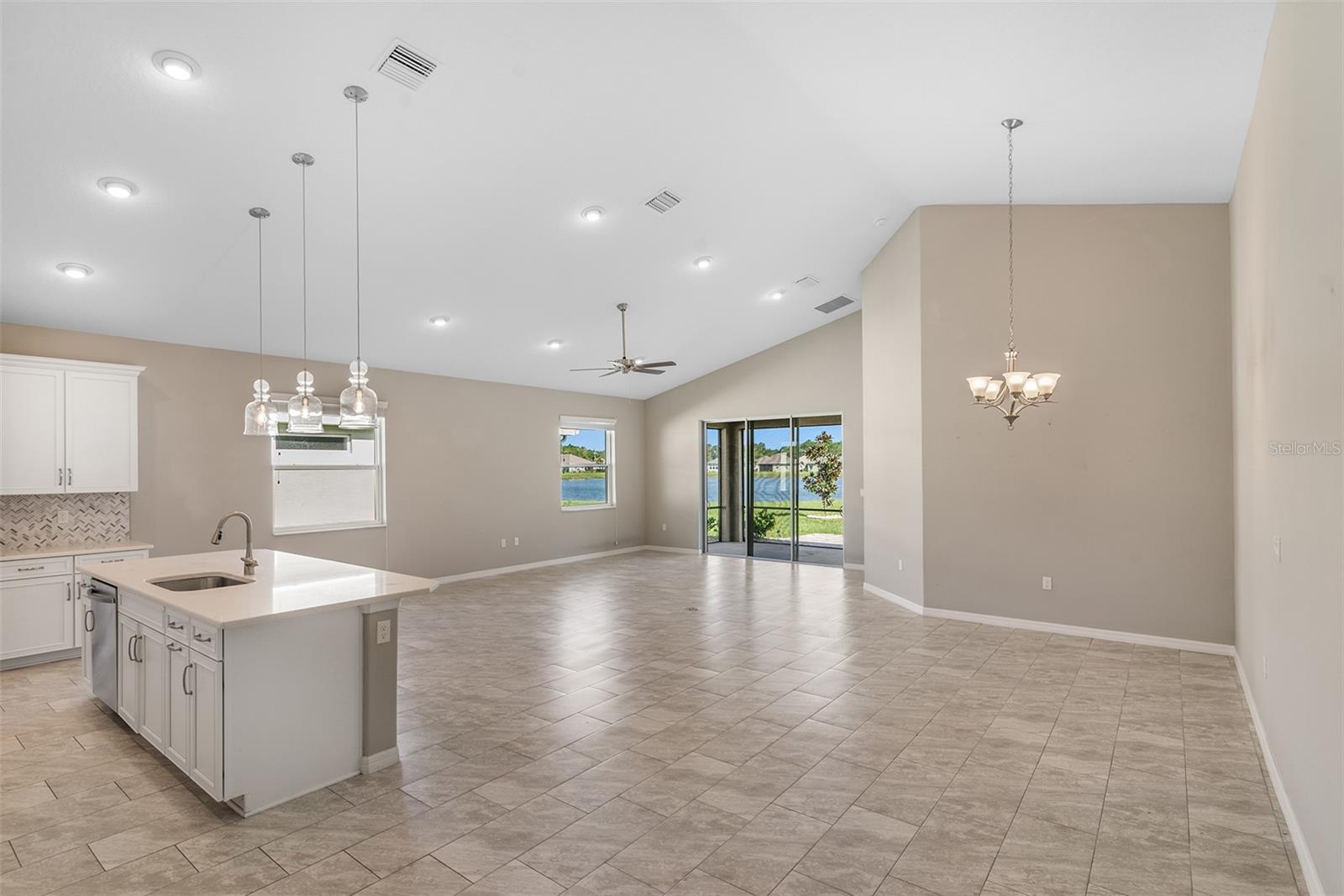 4 Tideway, Palm Coast, FL 32137