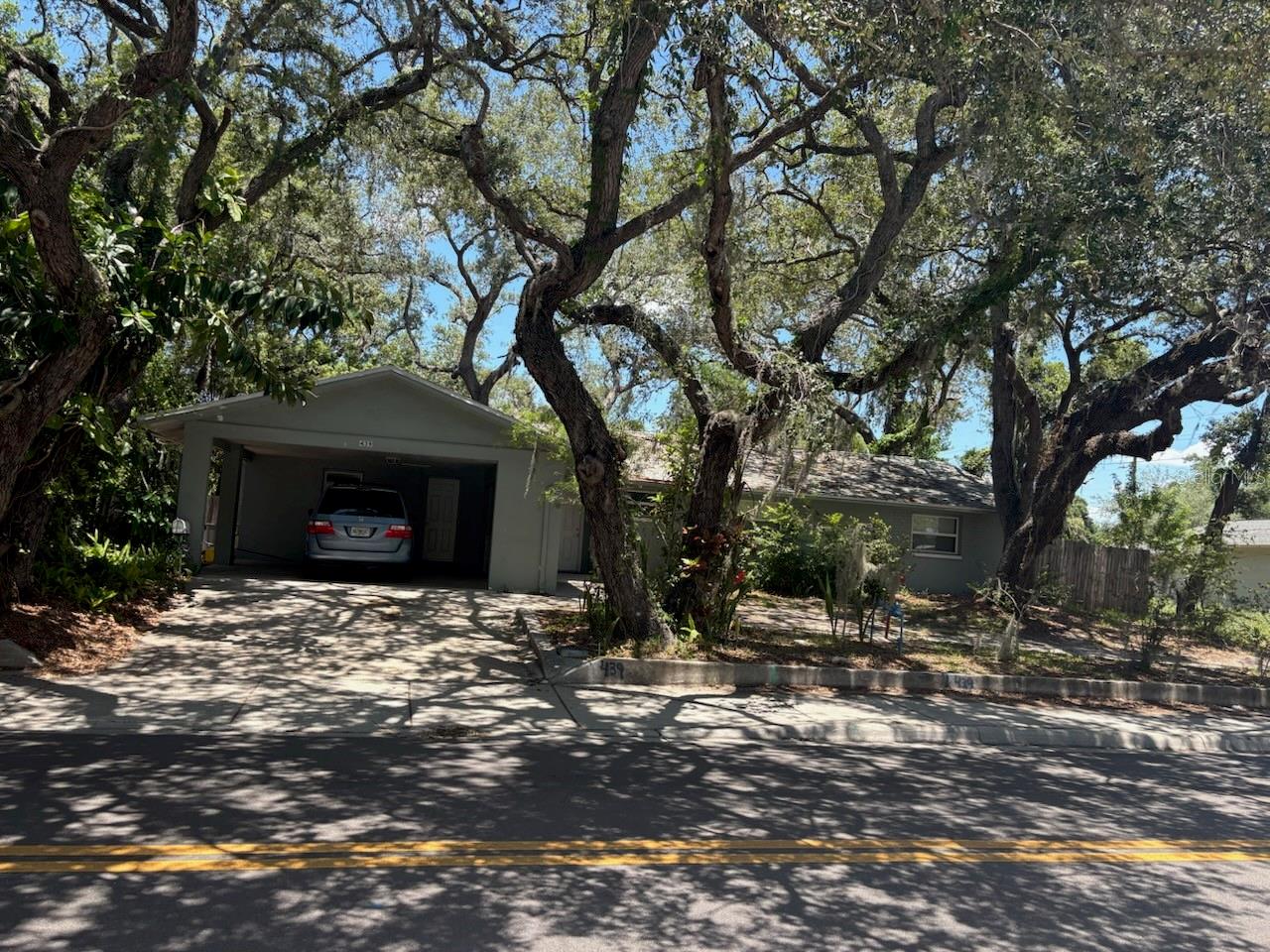 439 Martin Luther King Jr, Tarpon Springs, FL 34689