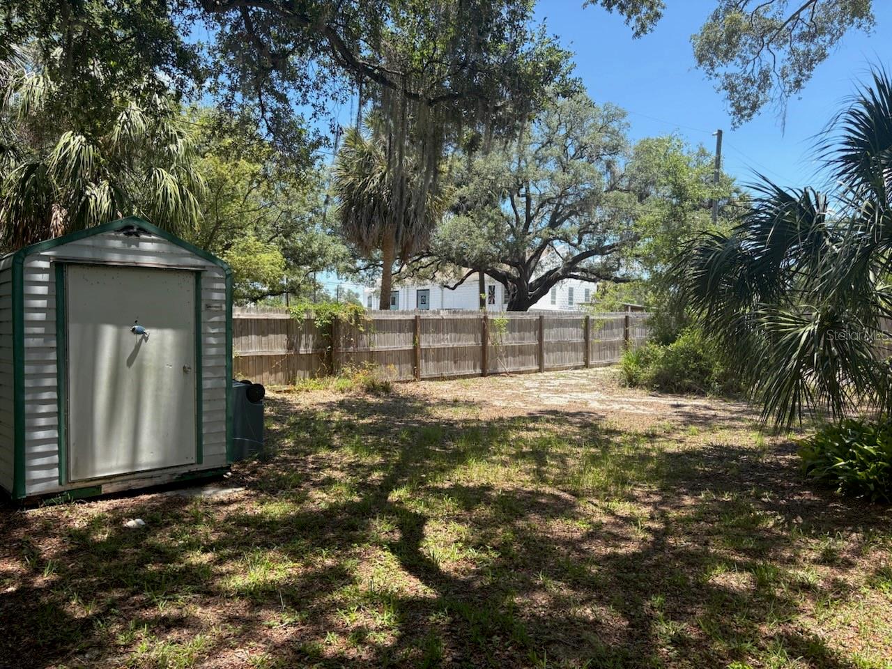 439 Martin Luther King Jr, Tarpon Springs, FL 34689