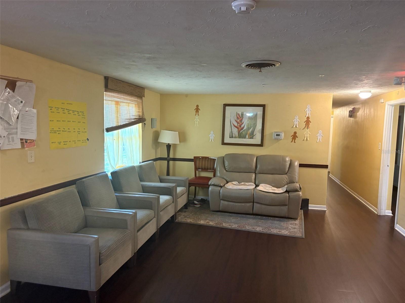 439 Martin Luther King Jr, Tarpon Springs, FL 34689